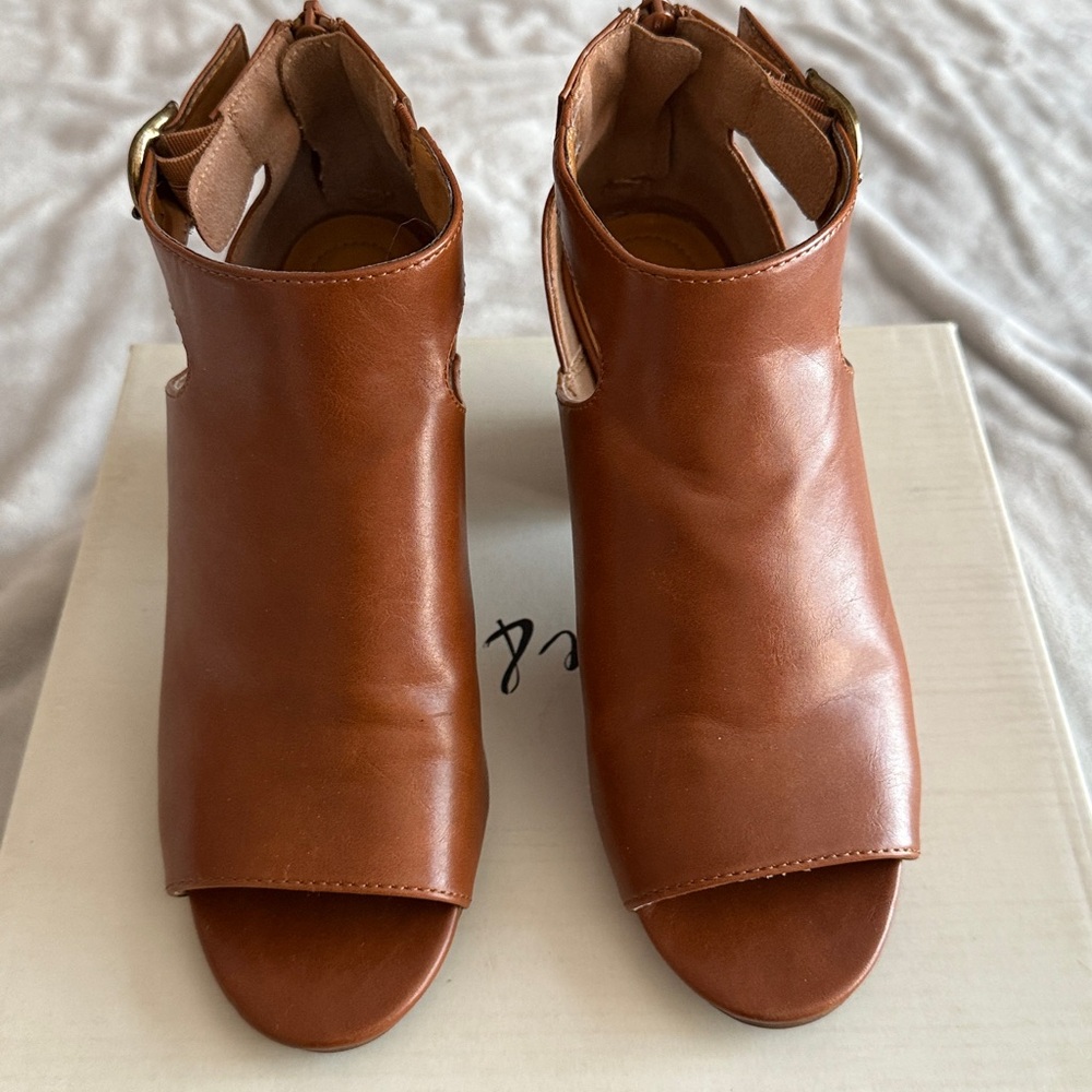Brown Open-Toe Leather ankle boots
